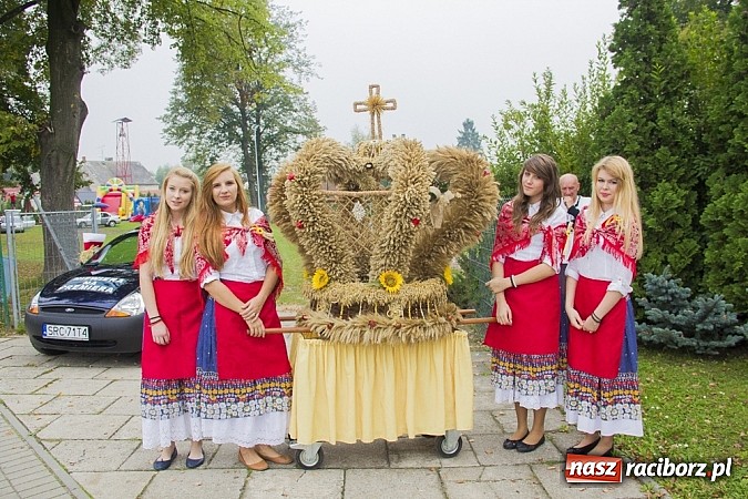 Zdjęcie w galerii na portalu naszraciborz.pl: W Samborowicach podziękowali za plony wiadomości z regionu