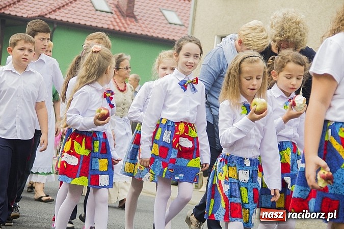 Zdjęcie w galerii na portalu naszraciborz.pl: W Samborowicach podziękowali za plony wiadomości z regionu