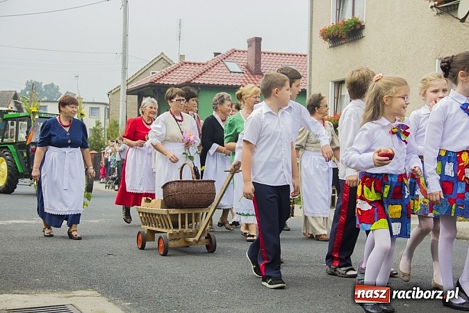 Zdjęcie w galerii na portalu naszraciborz.pl: W Samborowicach podziękowali za plony wiadomości z regionu