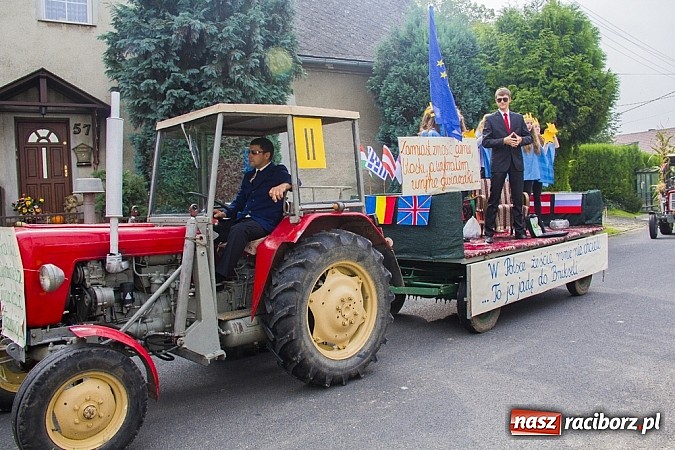 Zdjęcie w galerii na portalu naszraciborz.pl: W Samborowicach podziękowali za plony wiadomości z regionu