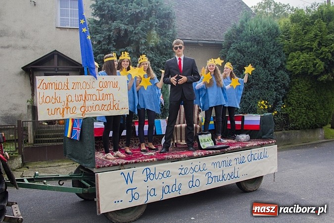 Zdjęcie w galerii na portalu naszraciborz.pl: W Samborowicach podziękowali za plony wiadomości z regionu