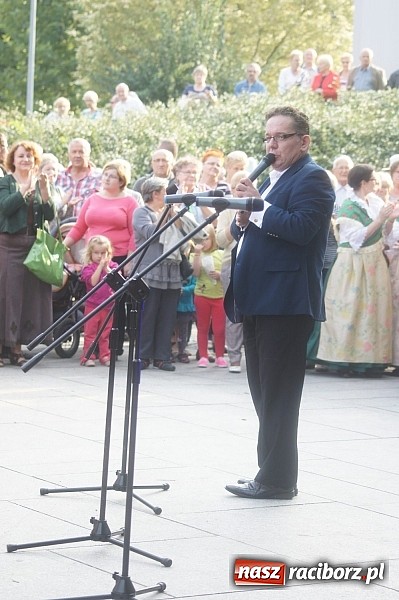 Zdjęcie w galerii na portalu naszraciborz.pl: Śląska biesiada na koniec lata w Parku Roth  wiadomości z regionu