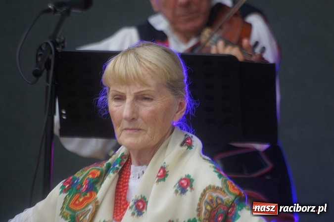 Zdjęcie w galerii na portalu naszraciborz.pl: Śląska biesiada na koniec lata w Parku Roth  wiadomości z regionu