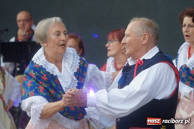 Zdjęcie w galerii na portalu naszraciborz.pl: Śląska biesiada na koniec lata w Parku Roth  wiadomości z regionu