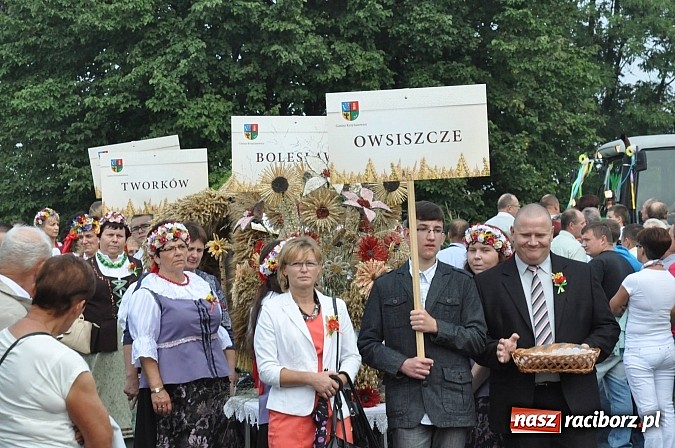 Zdjęcie w galerii na portalu naszraciborz.pl: Korowód jak z Bieńkowic do Raciborza, czyli powiatowe dożynki 2014 wiadomości z regionu