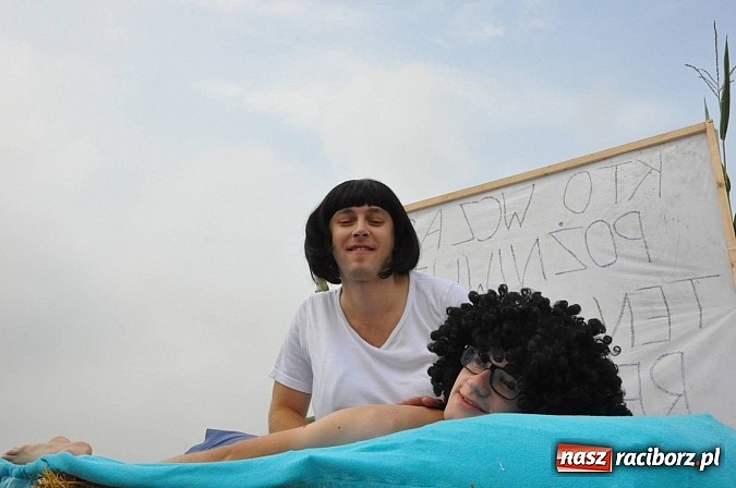 Zdjęcie w galerii na portalu naszraciborz.pl: Korowód jak z Bieńkowic do Raciborza, czyli powiatowe dożynki 2014 wiadomości z regionu