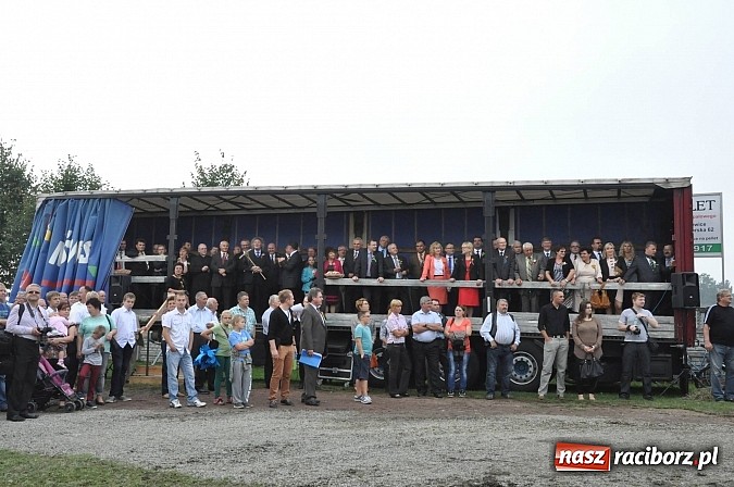 Zdjęcie w galerii na portalu naszraciborz.pl: Korowód jak z Bieńkowic do Raciborza, czyli powiatowe dożynki 2014 wiadomości z regionu