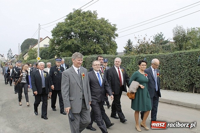 Zdjęcie w galerii na portalu naszraciborz.pl: Korowód jak z Bieńkowic do Raciborza, czyli powiatowe dożynki 2014 wiadomości z regionu