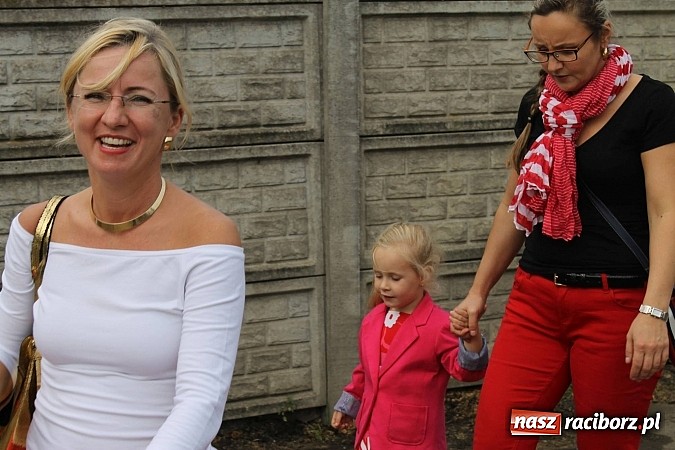 Zdjęcie w galerii na portalu naszraciborz.pl: Korowód jak z Bieńkowic do Raciborza, czyli powiatowe dożynki 2014 wiadomości z regionu