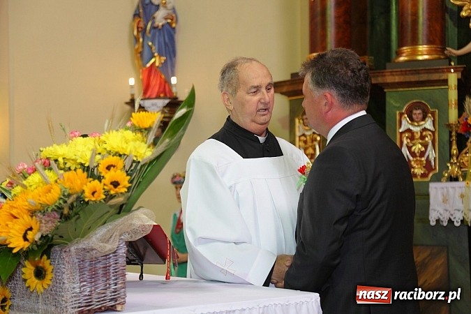 Zdjęcie w galerii na portalu naszraciborz.pl: Korowód jak z Bieńkowic do Raciborza, czyli powiatowe dożynki 2014 wiadomości z regionu