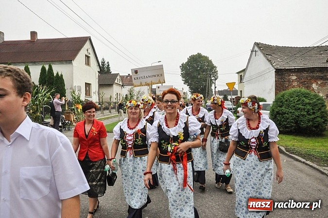 Zdjęcie w galerii na portalu naszraciborz.pl: Słowianki i przyjaciele, czyli dożynki powiatowe w Bieńkowicach na wesoło wiadomości z regionu