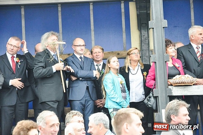 Zdjęcie w galerii na portalu naszraciborz.pl: Słowianki i przyjaciele, czyli dożynki powiatowe w Bieńkowicach na wesoło wiadomości z regionu