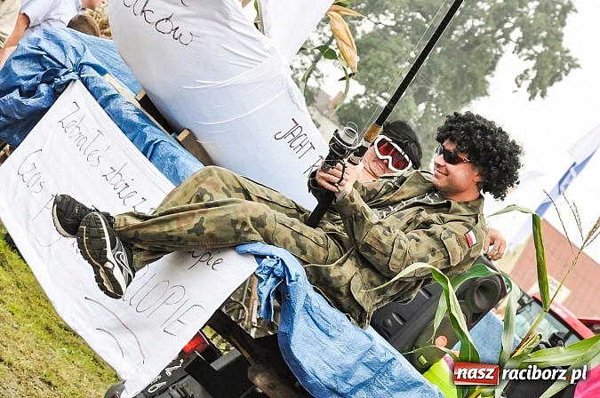 Zdjęcie w galerii na portalu naszraciborz.pl: Słowianki i przyjaciele, czyli dożynki powiatowe w Bieńkowicach na wesoło wiadomości z regionu