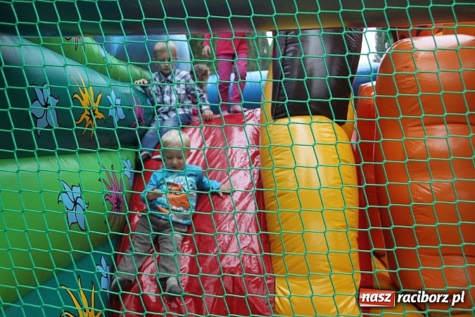 Zdjęcie w galerii na portalu naszraciborz.pl: Wielki piknik rodzinny w Wojnowicach wiadomości z regionu