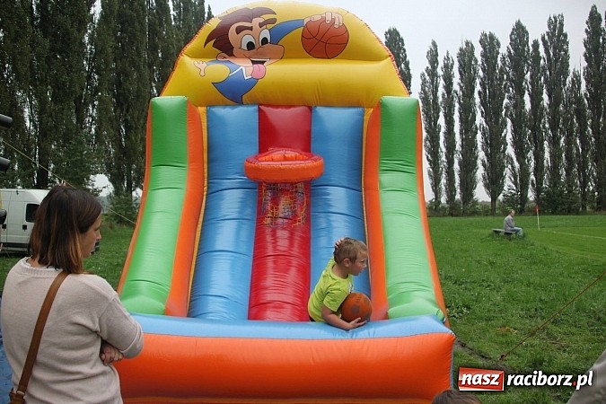 Zdjęcie w galerii na portalu naszraciborz.pl: Wielki piknik rodzinny w Wojnowicach wiadomości z regionu