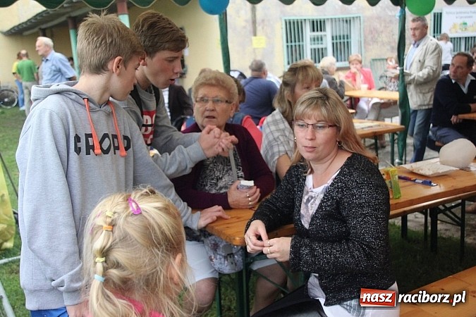 Zdjęcie w galerii na portalu naszraciborz.pl: Wielki piknik rodzinny w Wojnowicach wiadomości z regionu