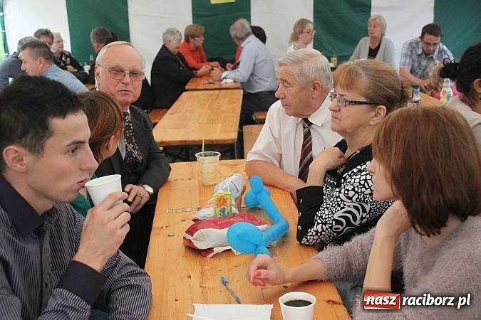 Zdjęcie w galerii na portalu naszraciborz.pl: Wielki piknik rodzinny w Wojnowicach wiadomości z regionu