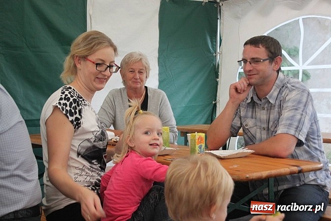 Zdjęcie w galerii na portalu naszraciborz.pl: Wielki piknik rodzinny w Wojnowicach wiadomości z regionu