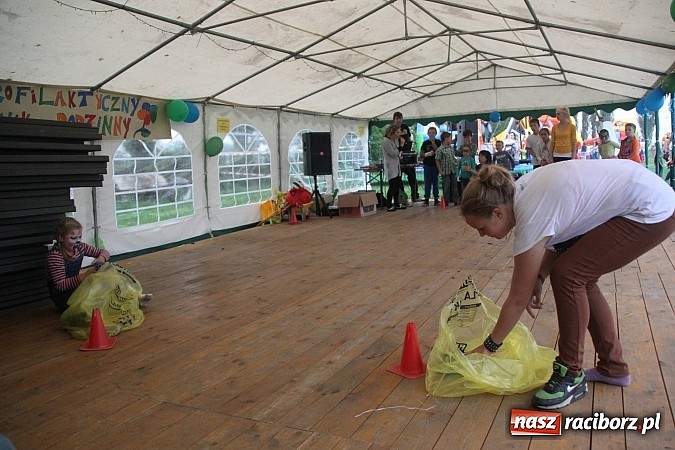 Zdjęcie w galerii na portalu naszraciborz.pl: Wielki piknik rodzinny w Wojnowicach wiadomości z regionu
