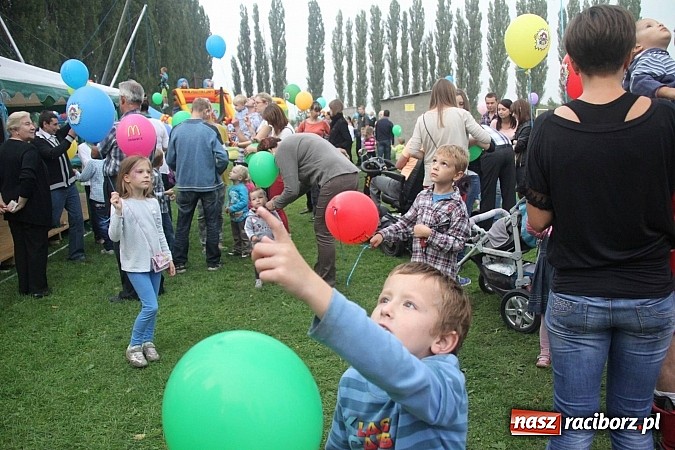 Zdjęcie w galerii na portalu naszraciborz.pl: Wielki piknik rodzinny w Wojnowicach wiadomości z regionu