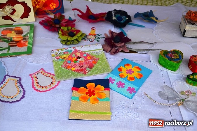 Zdjęcie w galerii na portalu naszraciborz.pl: Organizacje pozarządowe zaprezentowały się na Zamku Piastowskim  wiadomości z regionu