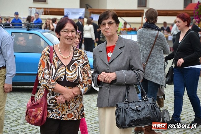 Zdjęcie w galerii na portalu naszraciborz.pl: Organizacje pozarządowe zaprezentowały się na Zamku Piastowskim  wiadomości z regionu