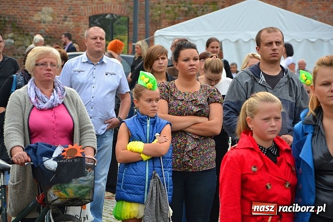 Zdjęcie w galerii na portalu naszraciborz.pl: Organizacje pozarządowe zaprezentowały się na Zamku Piastowskim  wiadomości z regionu