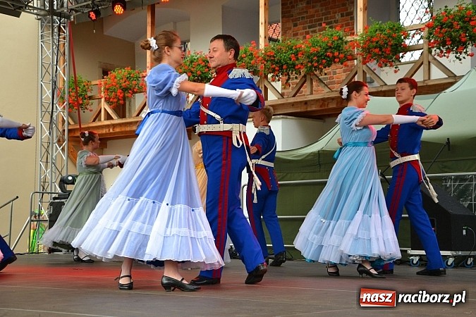 Zdjęcie w galerii na portalu naszraciborz.pl: Organizacje pozarządowe zaprezentowały się na Zamku Piastowskim  wiadomości z regionu