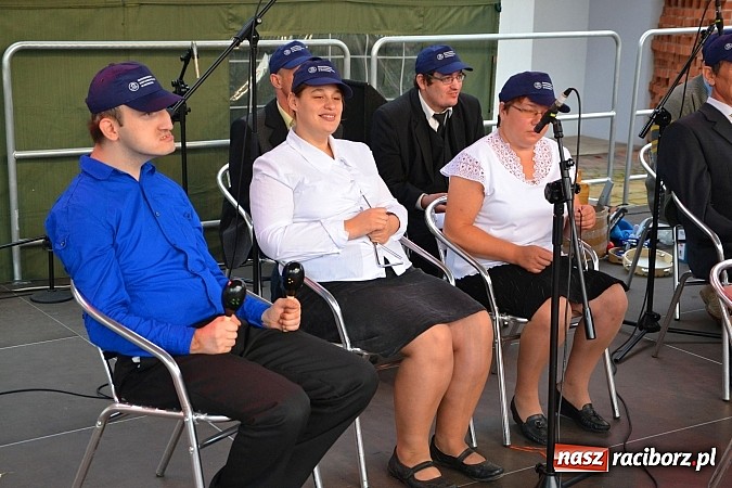 Zdjęcie w galerii na portalu naszraciborz.pl: Organizacje pozarządowe zaprezentowały się na Zamku Piastowskim  wiadomości z regionu