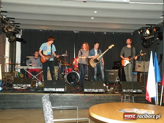 Zdjęcie w galerii na portalu naszraciborz.pl: We wrześniu koncerty na raciborskim Rynku – finał projektu RCK wiadomości z regionu