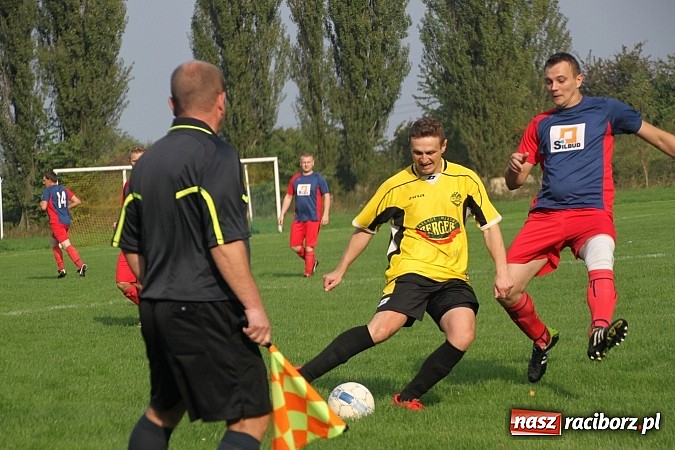 Zdjęcie w galerii na portalu naszraciborz.pl: Osiem bramek w meczu Wojnowice kontra Rzuchów wiadomości z regionu