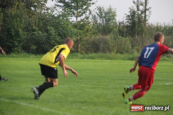 Zdjęcie w galerii na portalu naszraciborz.pl: Osiem bramek w meczu Wojnowice kontra Rzuchów wiadomości z regionu