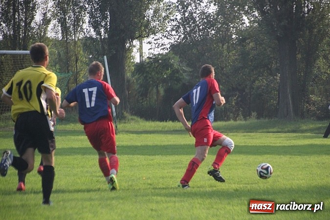 Zdjęcie w galerii na portalu naszraciborz.pl: Osiem bramek w meczu Wojnowice kontra Rzuchów wiadomości z regionu