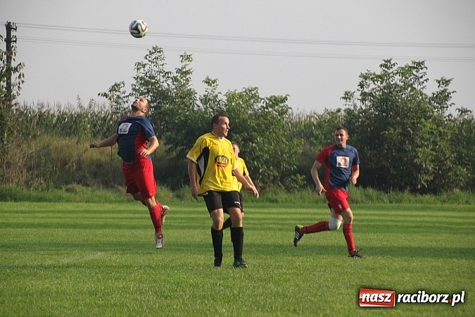 Zdjęcie w galerii na portalu naszraciborz.pl: Osiem bramek w meczu Wojnowice kontra Rzuchów wiadomości z regionu