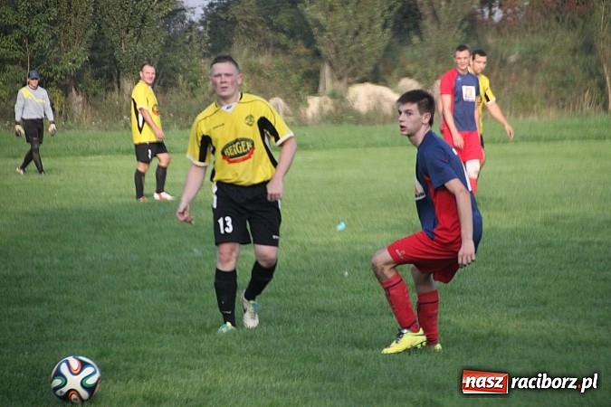 Zdjęcie w galerii na portalu naszraciborz.pl: Osiem bramek w meczu Wojnowice kontra Rzuchów wiadomości z regionu