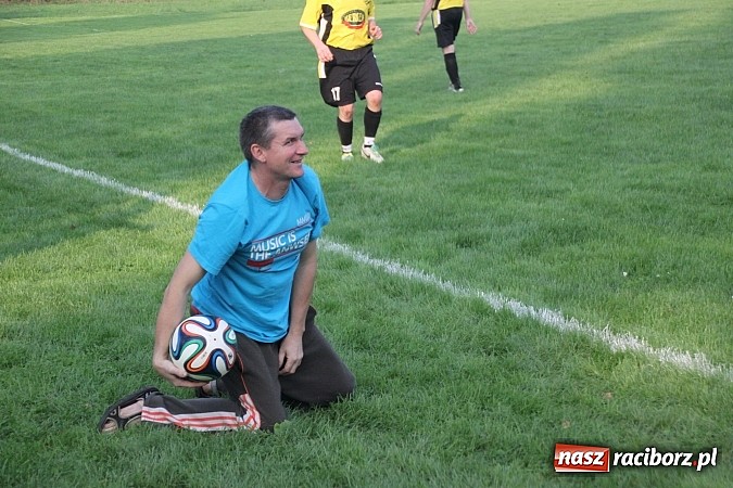 Zdjęcie w galerii na portalu naszraciborz.pl: Osiem bramek w meczu Wojnowice kontra Rzuchów wiadomości z regionu