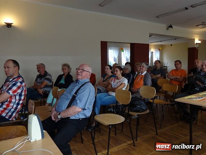 Zdjęcie w galerii na portalu naszraciborz.pl: Miedonia zapomnianą dzielnicą? Prezydent spotkał się z mieszkańcami   wiadomości z regionu