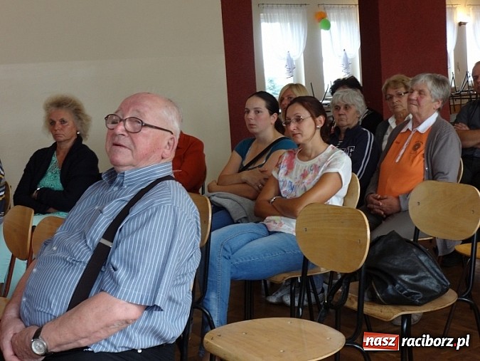 Zdjęcie w galerii na portalu naszraciborz.pl: Miedonia zapomnianą dzielnicą? Prezydent spotkał się z mieszkańcami   wiadomości z regionu