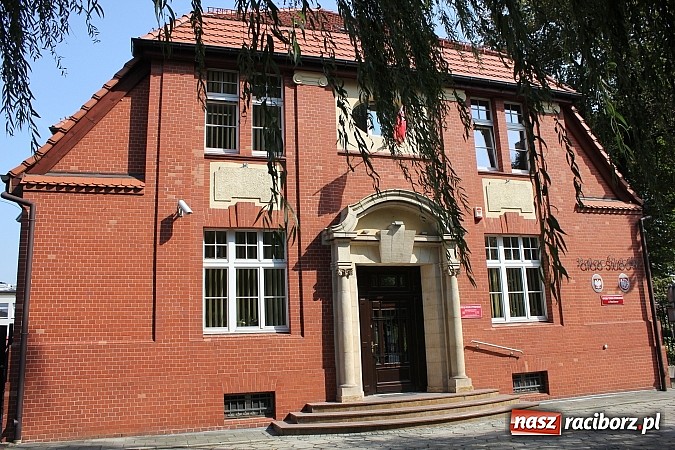 Zdjęcie w galerii na portalu naszraciborz.pl: Nowy parking przy USC do końca października wiadomości z regionu