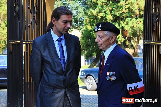 Zdjęcie w galerii na portalu naszraciborz.pl: Modlitwą uczcili pamięć Sybirak&oacute;w wiadomości z regionu