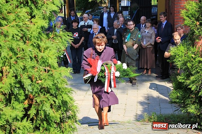 Zdjęcie w galerii na portalu naszraciborz.pl: Modlitwą uczcili pamięć Sybirak&oacute;w wiadomości z regionu