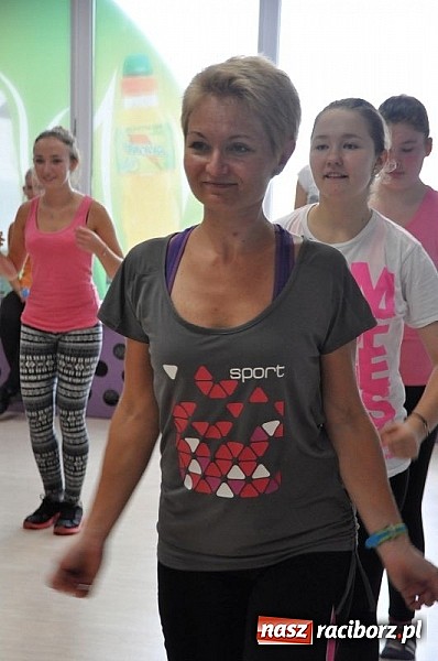 Zdjęcie w galerii na portalu naszraciborz.pl: Energetyczny Dzień Otwarty Akademii Fitness wiadomości z regionu
