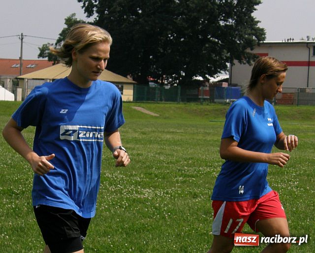 Zdjęcie w galerii na portalu naszraciborz.pl: Koniec krótkich wakacji piłkarek Unii Racibórz wiadomości z regionu