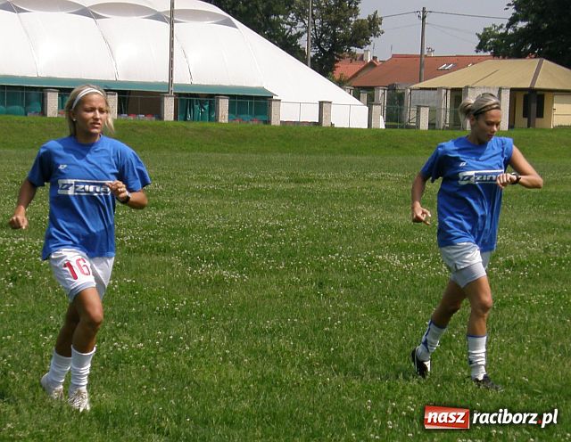 Zdjęcie w galerii na portalu naszraciborz.pl: Koniec krótkich wakacji piłkarek Unii Racibórz wiadomości z regionu