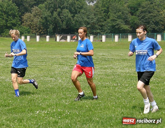 Zdjęcie w galerii na portalu naszraciborz.pl: Koniec krótkich wakacji piłkarek Unii Racibórz wiadomości z regionu