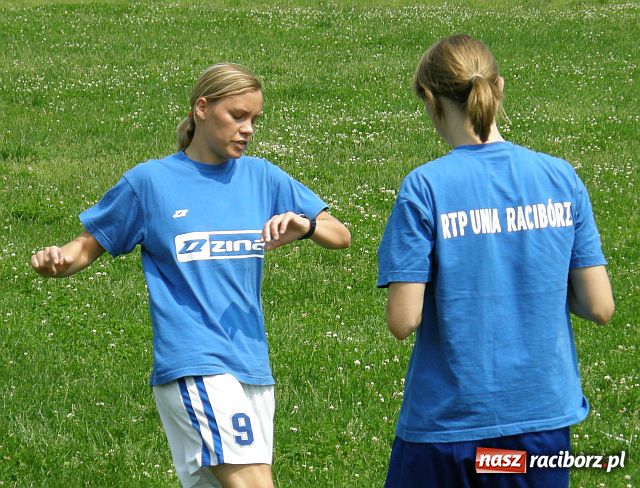 Zdjęcie w galerii na portalu naszraciborz.pl: Koniec krótkich wakacji piłkarek Unii Racibórz wiadomości z regionu