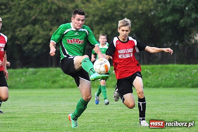 Zdjęcie w galerii na portalu naszraciborz.pl: Pewna wygrana Rafako z Naprzodem. Cztery trafienia Kalinowskiego wiadomości z regionu