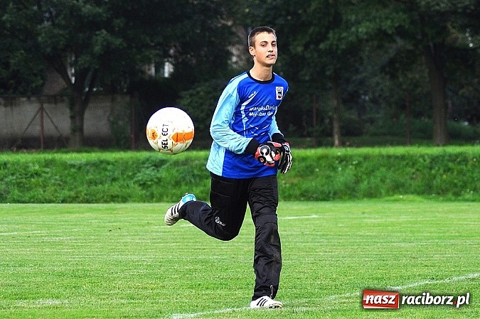 Zdjęcie w galerii na portalu naszraciborz.pl: Pewna wygrana Rafako z Naprzodem. Cztery trafienia Kalinowskiego wiadomości z regionu