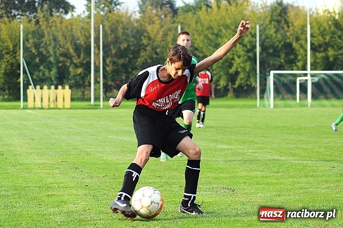 Zdjęcie w galerii na portalu naszraciborz.pl: Pewna wygrana Rafako z Naprzodem. Cztery trafienia Kalinowskiego wiadomości z regionu