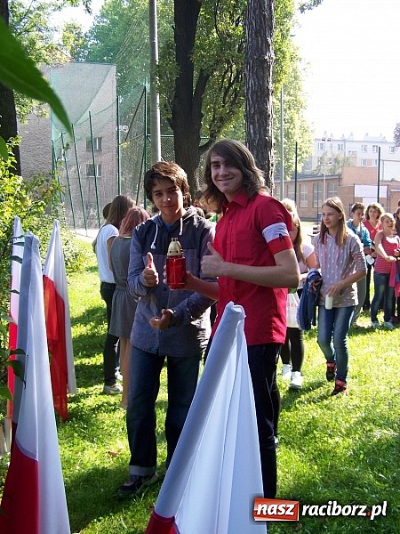 Zdjęcie w galerii na portalu naszraciborz.pl: Uczniowie G5 uczcili pamięć zamordowanych we wrześniu 1939 roku wiadomości z regionu